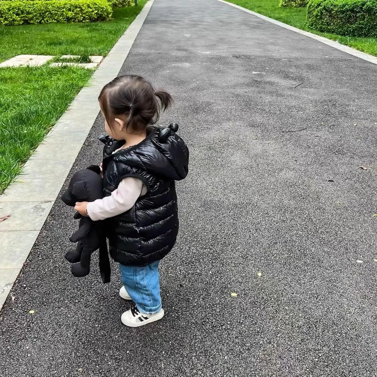 AIWUHE Baby Boys Girls Hooded Puffer Vest Winter Lightweight Sleeveless Bear ears Zipper Up Jacket