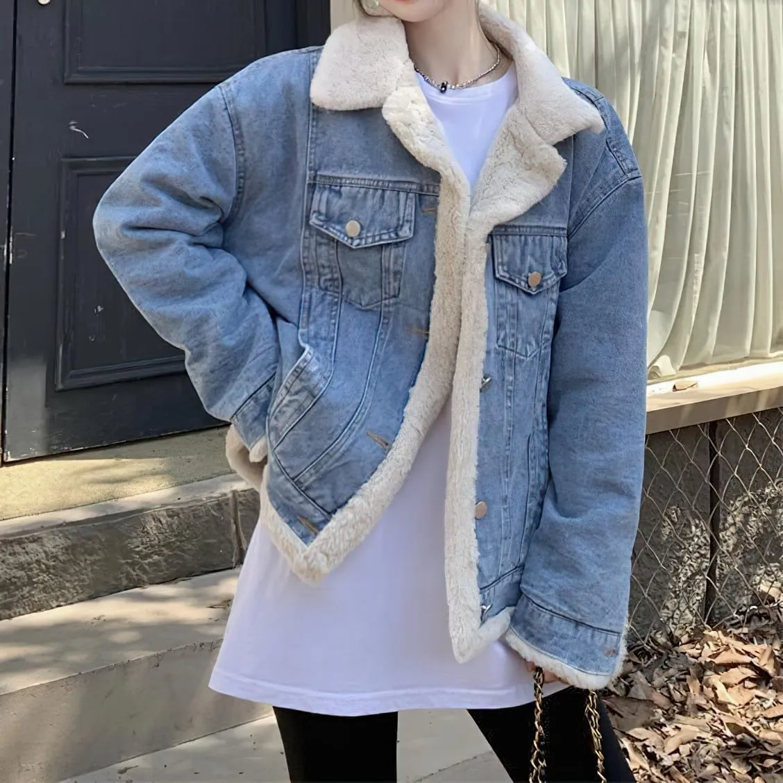 chouyatou Women's Reversible Warm Sherpa Notched Collar Jean Jacket Faux Fur Denim Coat Trucker Jacket