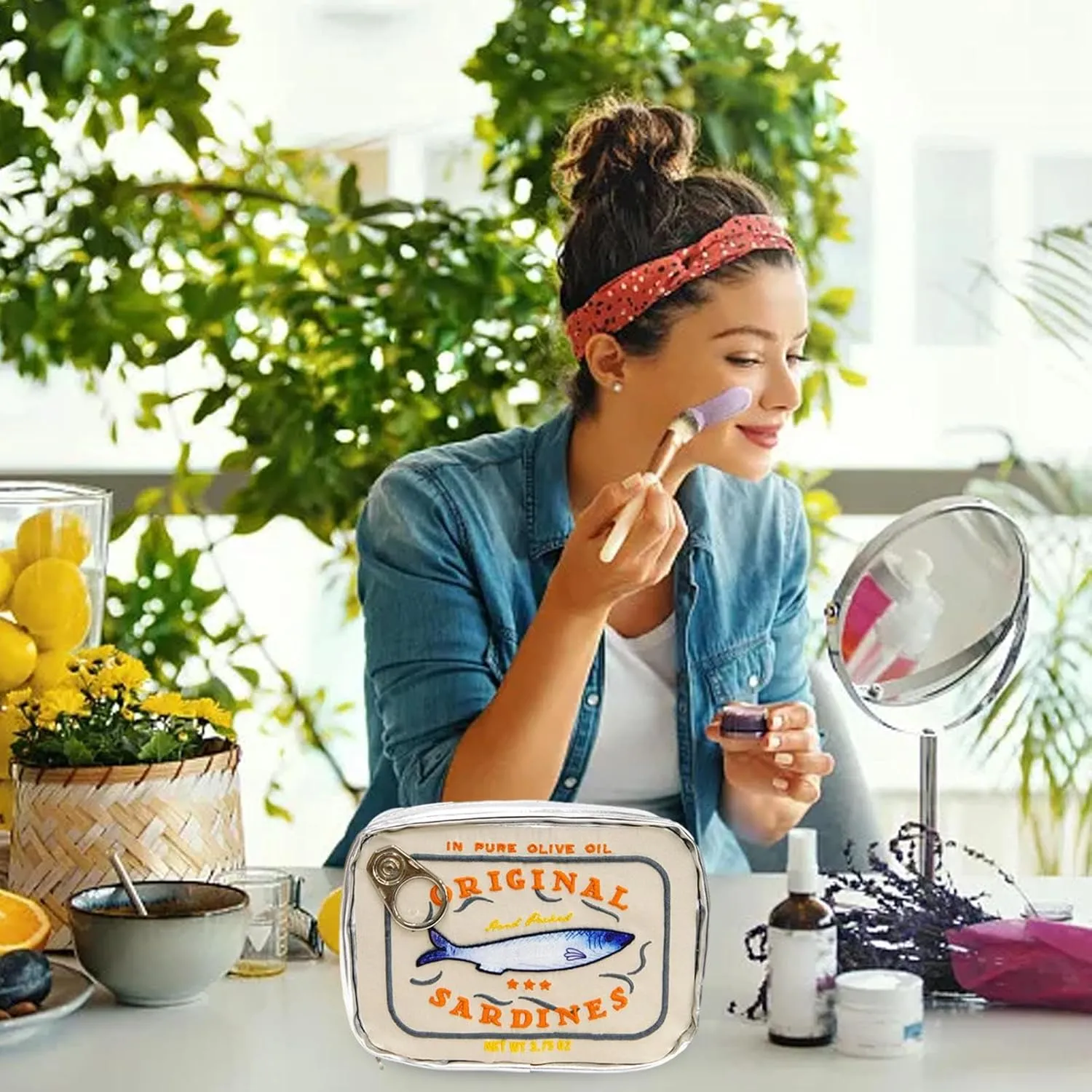 Cosmetics Bag - Make up Bag, Canned Sardine Makeup Organizer Cosmetic Toiletry Pouch, Creative Cute Canned Fish Design Aesthetic Toiletry Storage Bag for Eye Shadow, Skincare Product