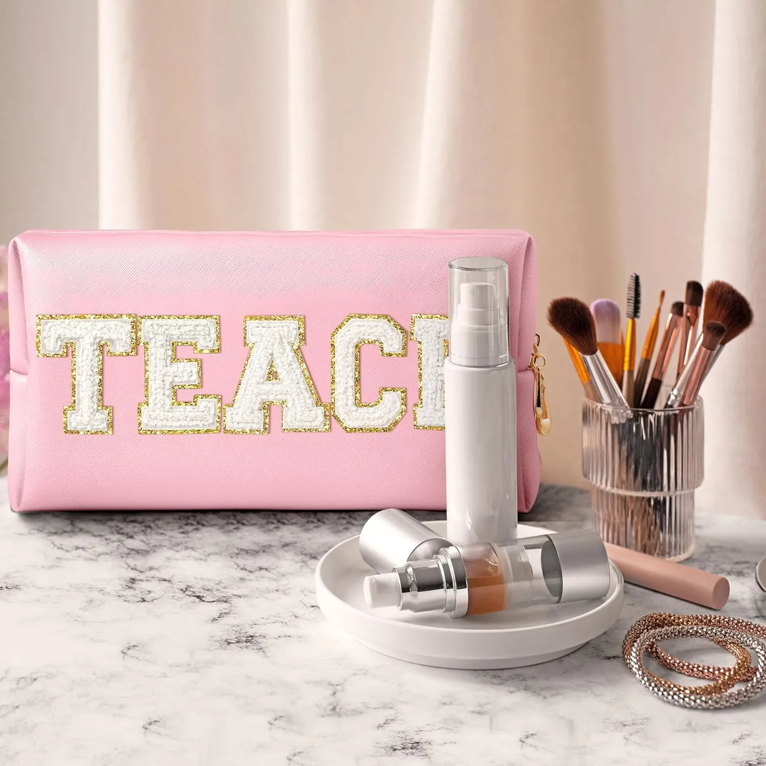 CY2SIDE TEACH Letter Makeup Bag - White TEACH Chenille Letter Patch Cosmetic Bag Pink PU Leather Patch Travel Pouch Waterproof Portable Zipper Travel Organizer for Teacher Appreciation Gifts Xams Gift