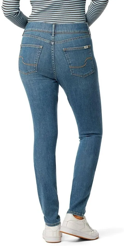 Levi Strauss Signature Gold Women's Totally Shaping Ultimate Pull-on Skinny Jeans (Also Available in Plus)