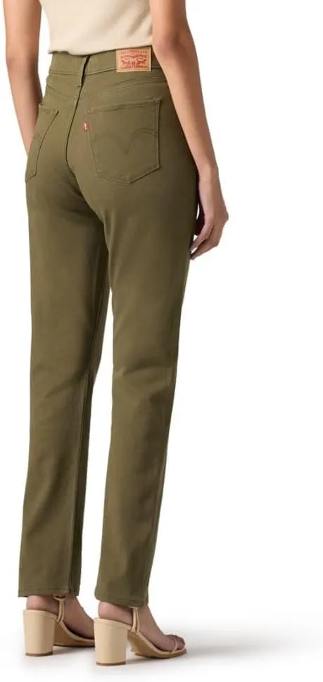 Levi's Women's Classic Straight Jeans (Also Available in Plus)