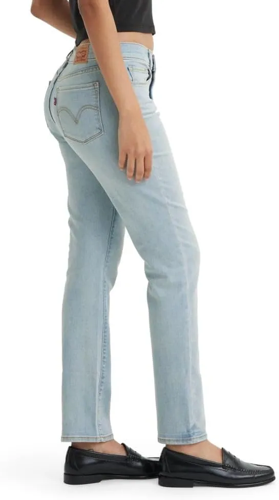 Levi's Women's Classic Straight Jeans (Also Available in Plus)