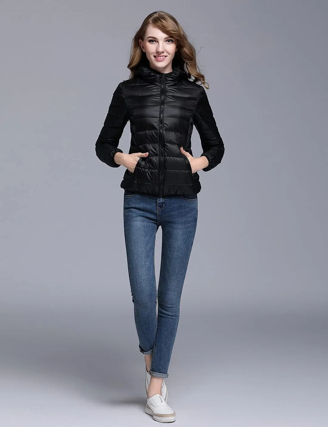 Locachy Women's Ultra Lightweight Packable Full-Zip Short Hoodie Down Jacket