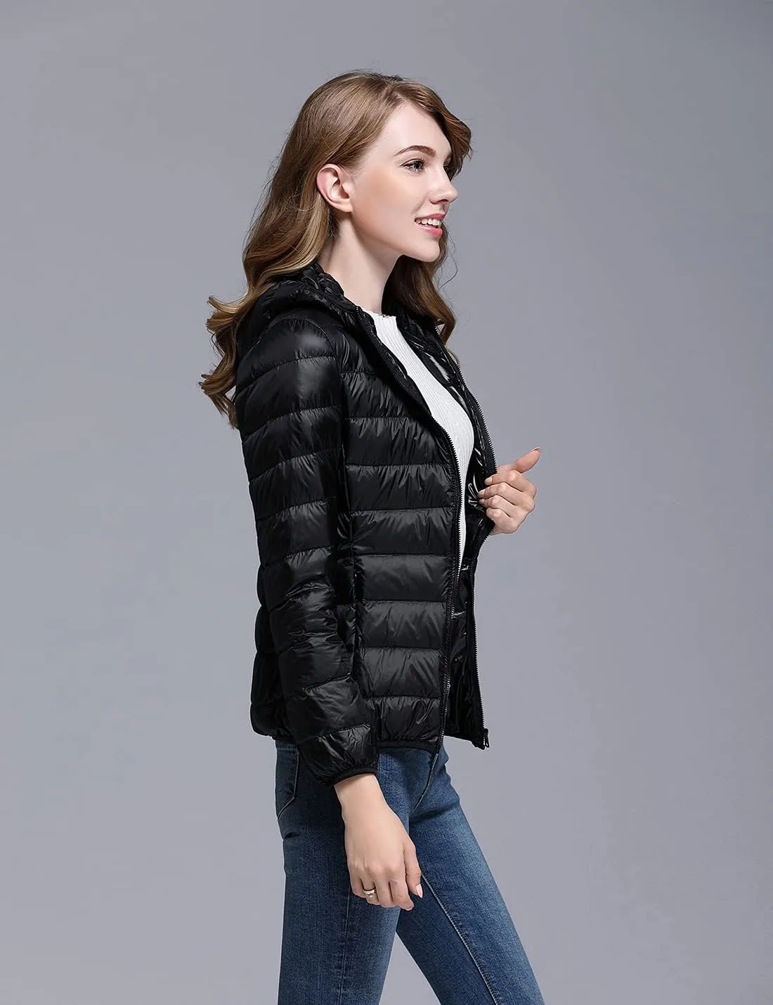 Locachy Women's Ultra Lightweight Packable Full-Zip Short Hoodie Down Jacket