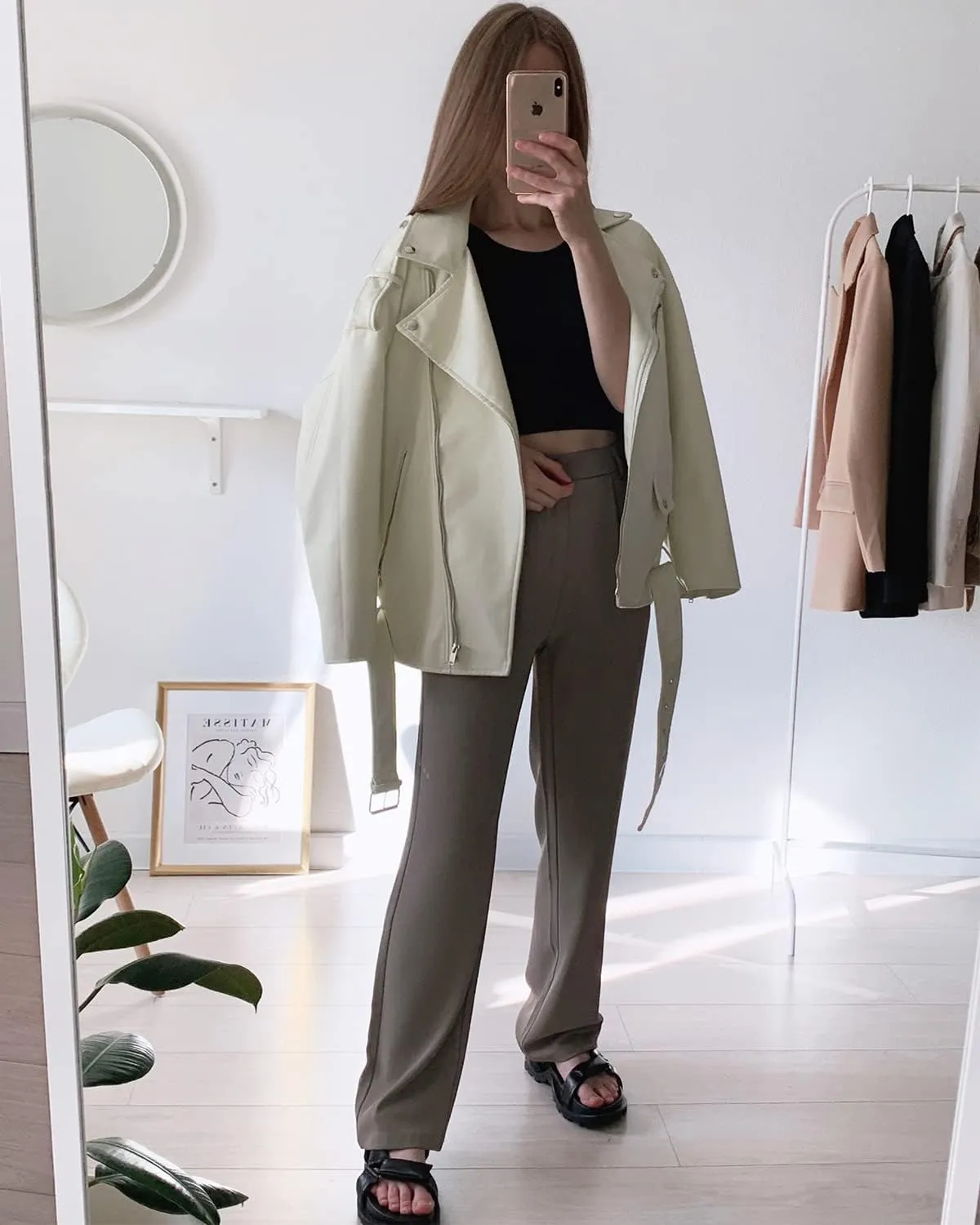 LY VAREY LIN Women Faux Leather Jacket Lapel Collar Motorcycle Zip Up Long Sleeve Motor Biker Short Coat Jacket