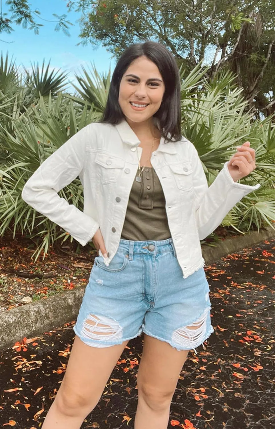 MISS MOLY Jean Jacket Womens Frayed Washed Button Up Cropped Denim Jacket w 2 Side Pockets