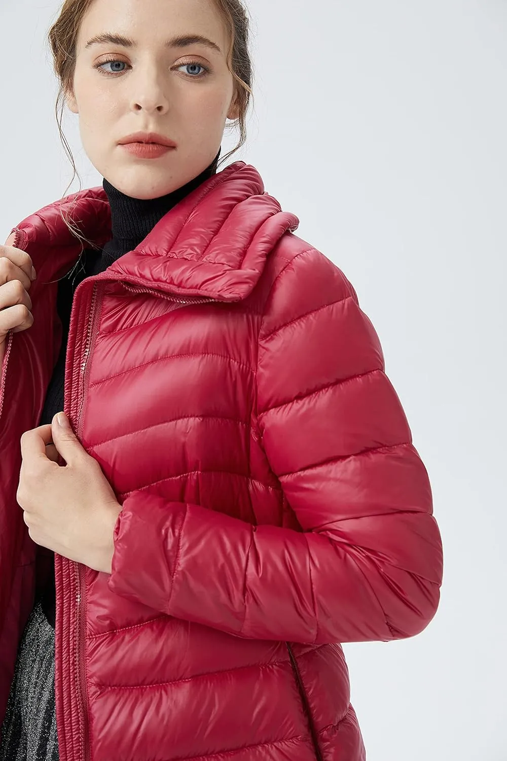 Orolay Women's Lightweight Winter Down Jacket Quilted Packable Warm Coat with Wide Collar