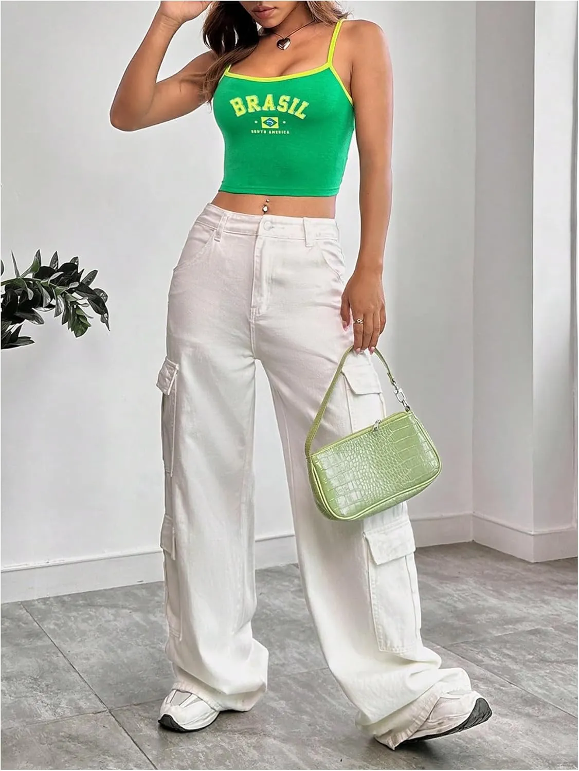 SOLY HUX Women's Y2k Letter Graphic Crop Top Vintage Spaghetti Strap Camisole Slim Fit Cami Tops Streetwear