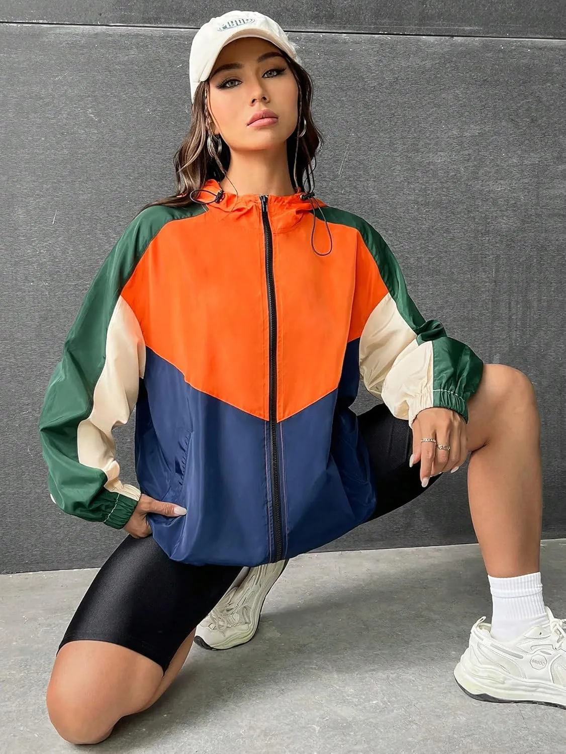 SweatyRocks Women's Casual Color Block Drawstring Hooded Windbreaker Jacket